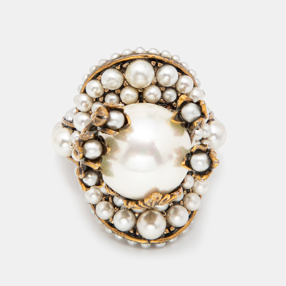 GUCCI Faux Pearl Flower Gold Tone Ring Size 50 - Picture 2 of 6